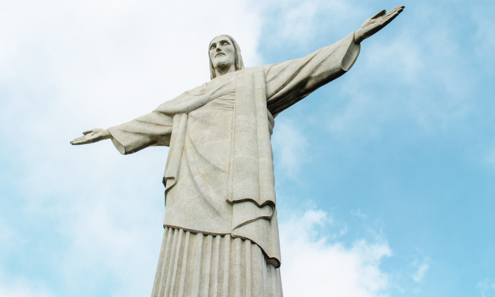 3 Things Jesus Does That We Should Never Do